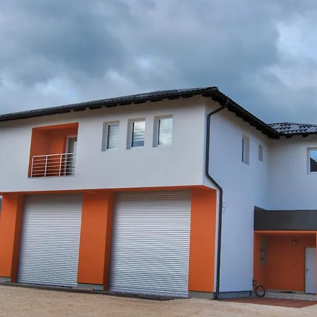 Apartamento Nedo Pale